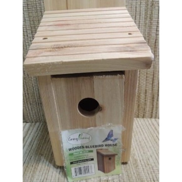 New Cedar Bird Houses for Outside, Predator-Proof 1 3/8" Entry Hole - Picture 1 of 1